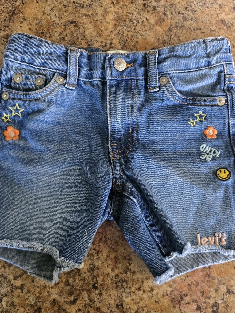 Levis Girls 5T Summer Shorts